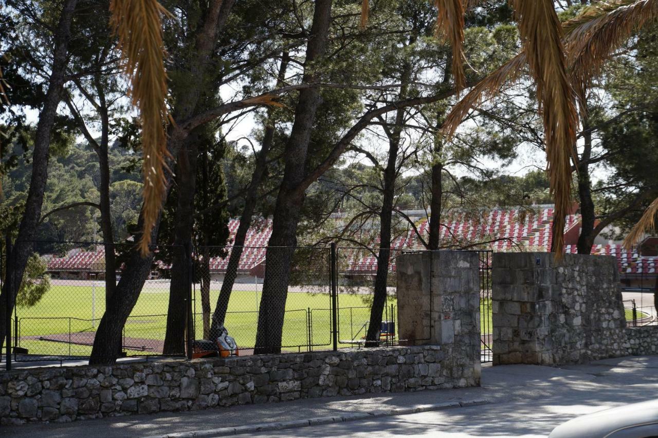 Frapedo Sport Makarska Apartment Bagian luar foto